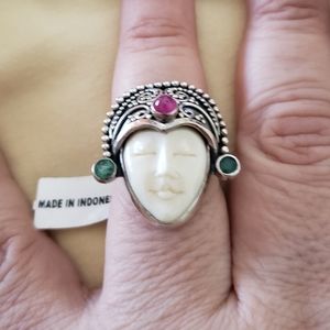 Size 8, Balinese Princess Ring, Size, Emerald, Ruby,Ox Bone, 925 silver